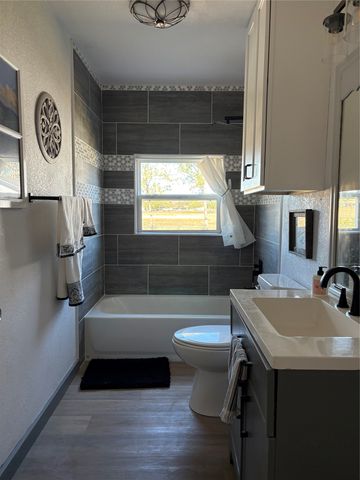 1409 11th Street, Mineral Wells, TX 76067