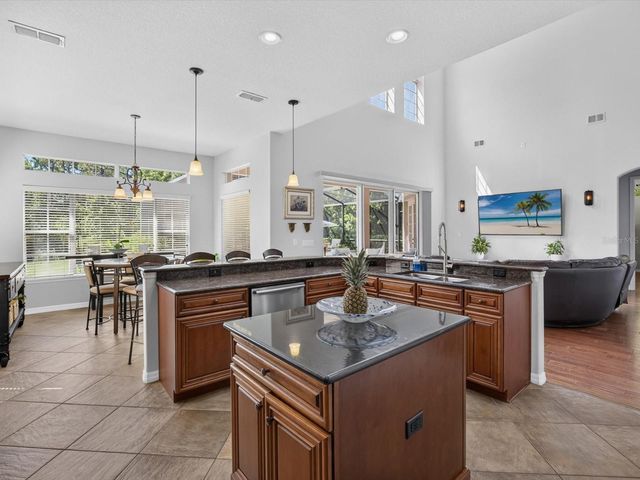 561 HARRISWOOD COURT, Davenport, FL 33837