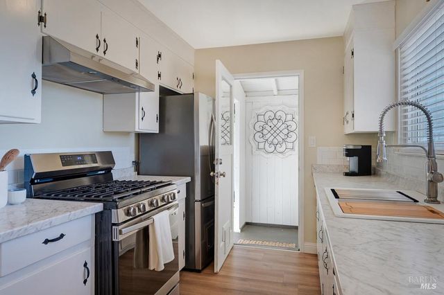 1543 Cunningham Rd, Sebastopol, CA 95472