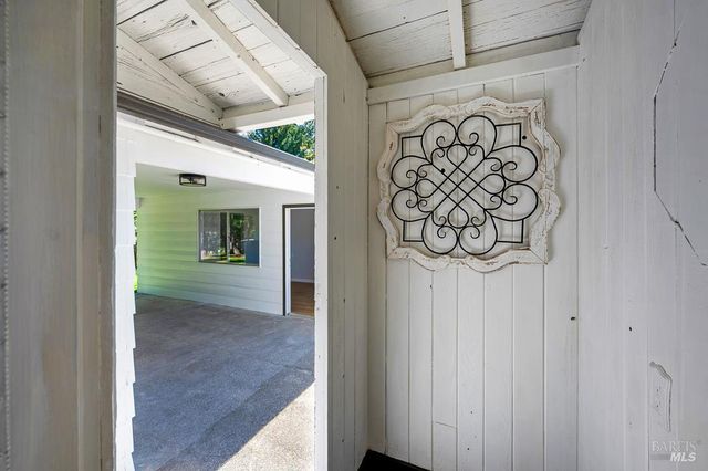 1543 Cunningham Rd, Sebastopol, CA 95472