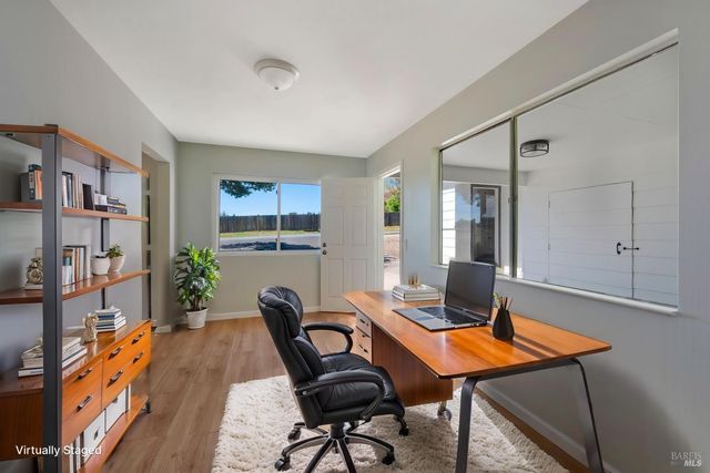 1543 Cunningham Rd, Sebastopol, CA 95472