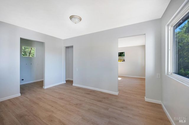 1543 Cunningham Rd, Sebastopol, CA 95472