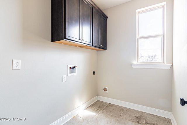 1010 Bamboo Drive, Breaux Bridge, LA 70517