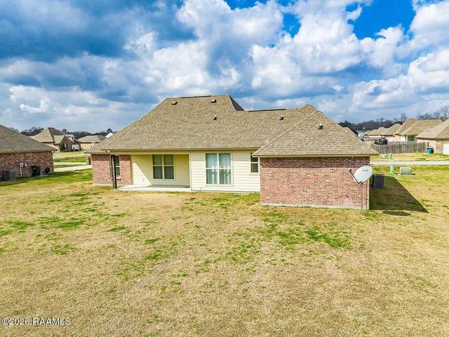 1010 Bamboo Drive, Breaux Bridge, LA 70517
