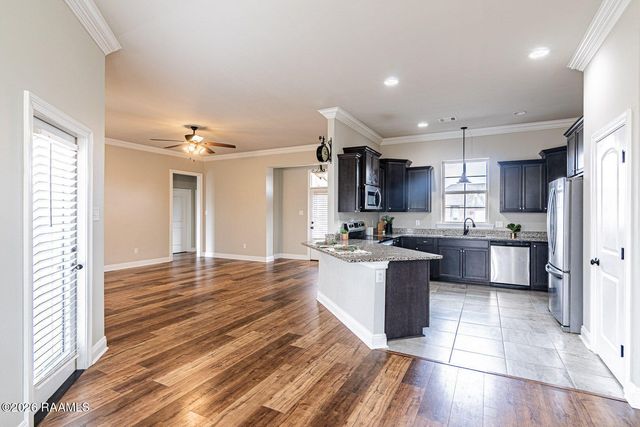 1010 Bamboo Drive, Breaux Bridge, LA 70517