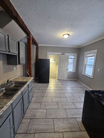 2466 7th STREET, Milwaukee, WI 53212