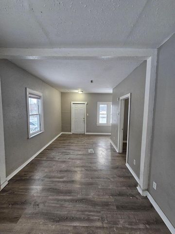 2466 7th STREET, Milwaukee, WI 53212