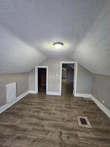 2466 7th STREET, Milwaukee, WI 53212