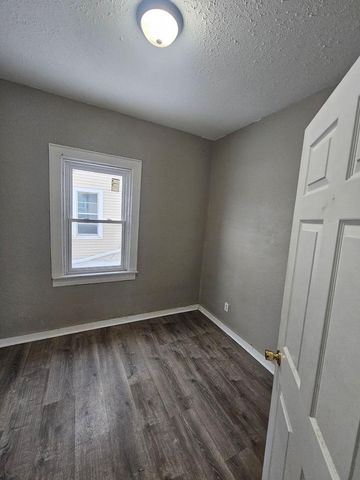 2466 7th STREET, Milwaukee, WI 53212