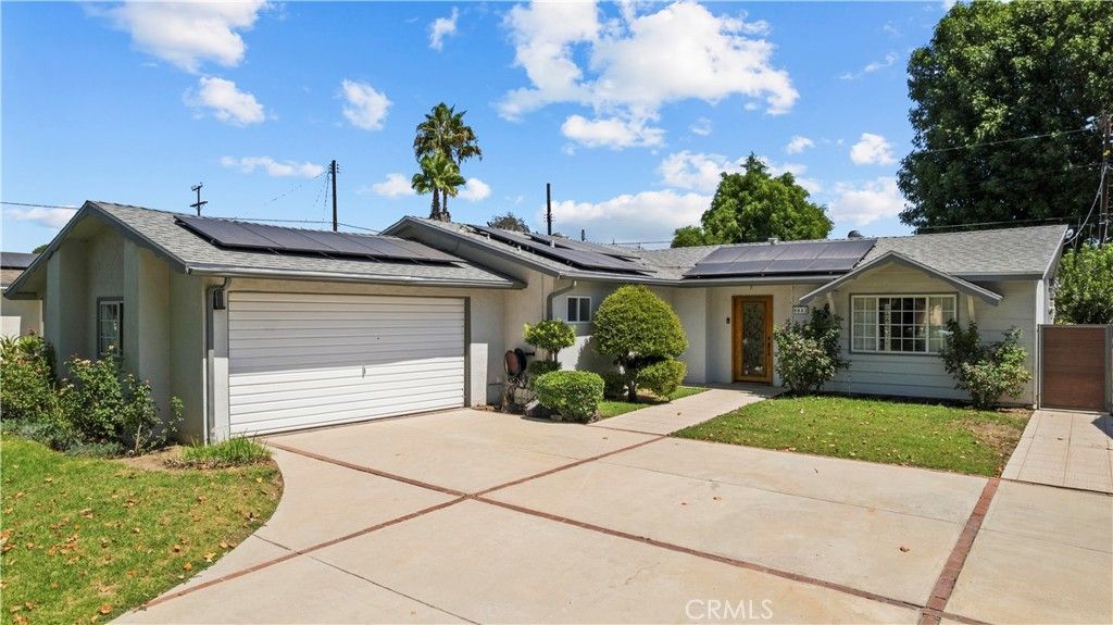 8842 Sophia, North Hills, CA 91343 — exterior