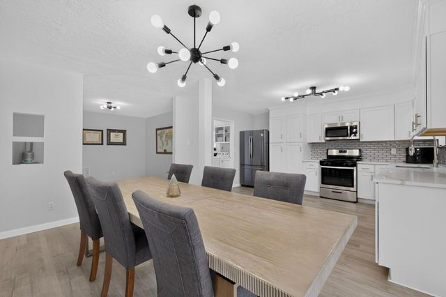 5605 Cactus Flower Drive NW, Albuquerque, NM 87120