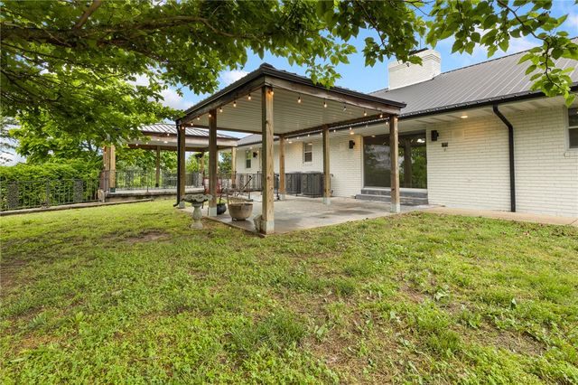 978 E Hwy 14, Lead Hill, AR 72644