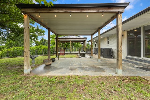978 E Hwy 14, Lead Hill, AR 72644