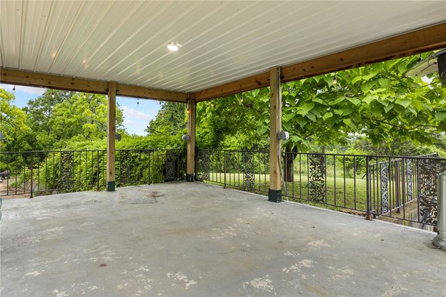 978 E Hwy 14, Lead Hill, AR 72644