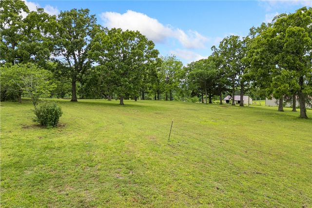 978 E Hwy 14, Lead Hill, AR 72644