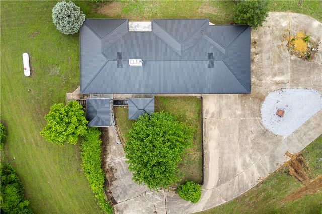 978 E Hwy 14, Lead Hill, AR 72644