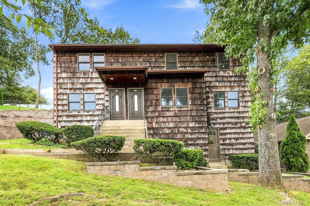 22-24 Conifer Court, Northport, NY 11768 — photo 2