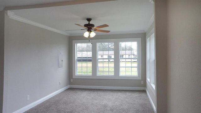 913 W Burton Street, Sulphur, LA 70663
