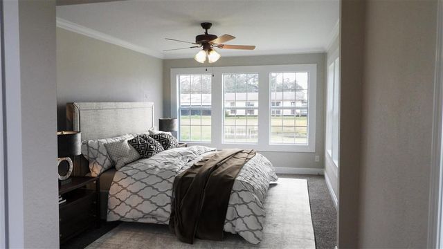 913 W Burton Street, Sulphur, LA 70663