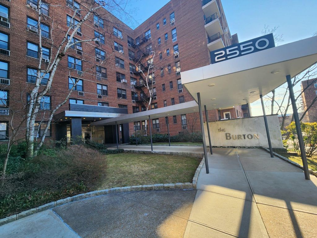 2550 Independence Avenue 7L, Bronx, NY 10463