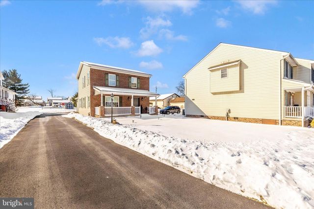 19327 LONGMEADOW RD, Hagerstown, MD 21742