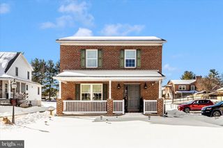 19327 LONGMEADOW RD, Hagerstown, MD 21742