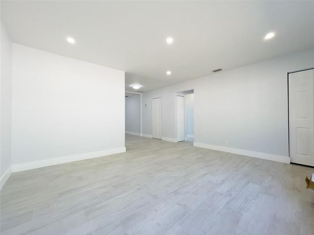 831 SW 7TH Street, Pompano Beach, FL 33060