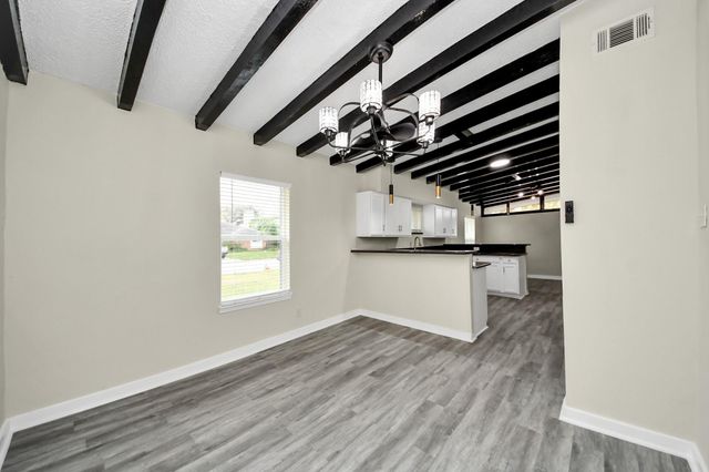 2626 Knotty Oaks Trail, Houston, TX 77045