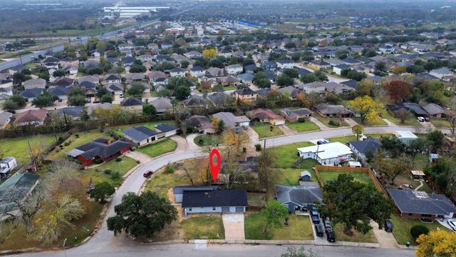 2626 Knotty Oaks Trail, Houston, TX 77045