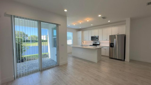 621 Parsons Way, Deerfield Beach, FL 33442