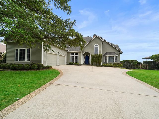 12130 E Sagittarius Drive E, Willis, TX 77318