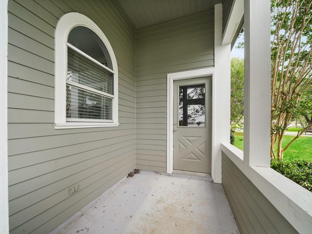 12130 E Sagittarius Drive E, Willis, TX 77318
