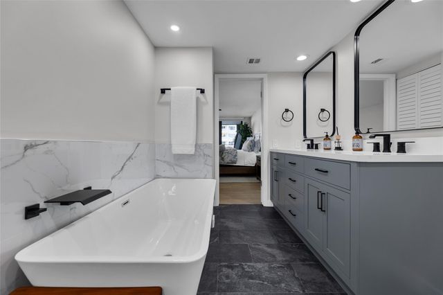 1167 Hillsboro Mile 306, Hillsboro Beach, FL 33062