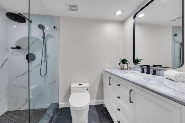 1167 Hillsboro Mile 306, Hillsboro Beach, FL 33062