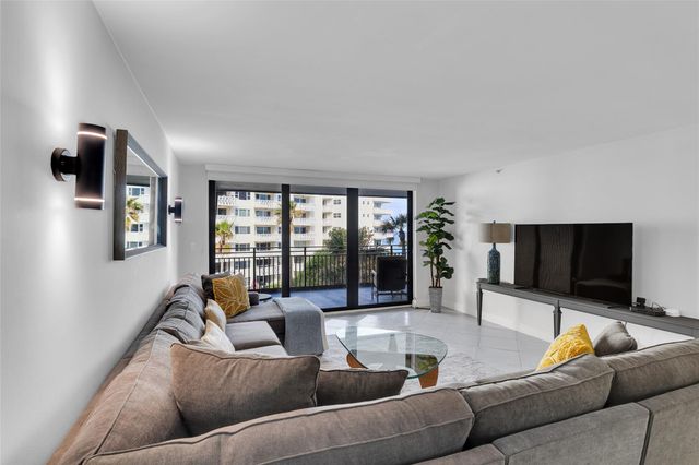 1167 Hillsboro Mile 306, Hillsboro Beach, FL 33062