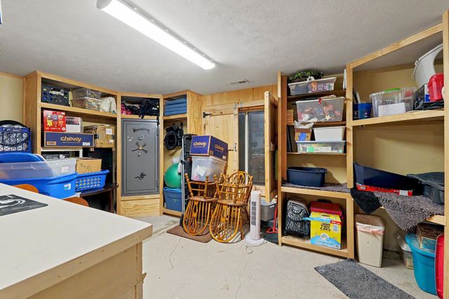 2545 S Denene St, Wichita, KS 67215