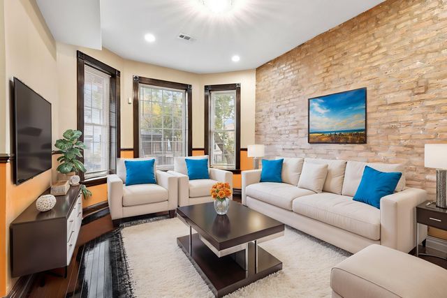 1826 S Drake Avenue, Chicago, IL 60623