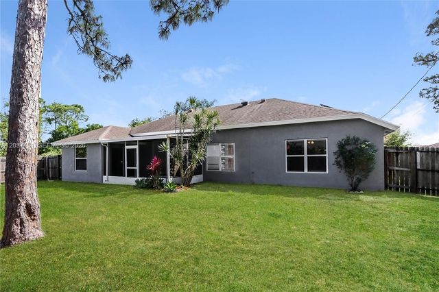 3366 SW Perrine St, Port St. Lucie, FL 34953