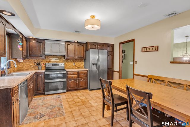 675 Durham Road, Guilford, CT 06437