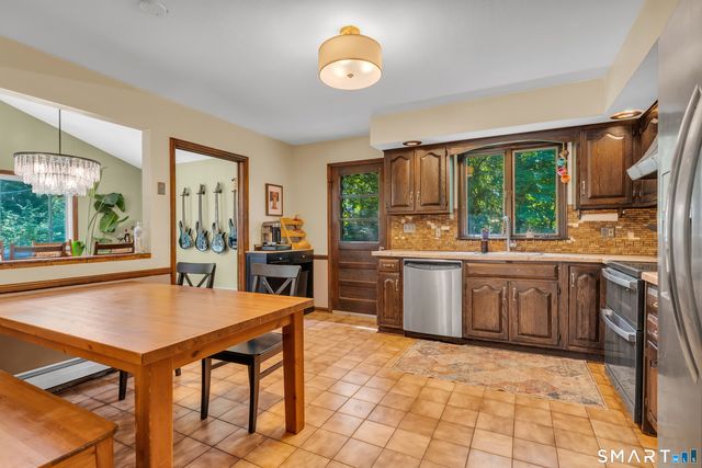 675 Durham Road, Guilford, CT 06437