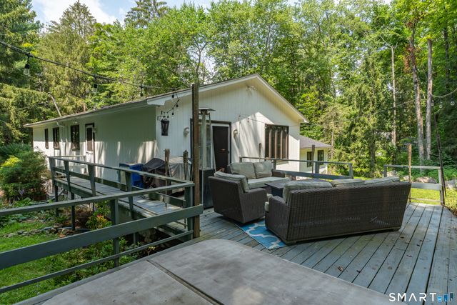 675 Durham Road, Guilford, CT 06437
