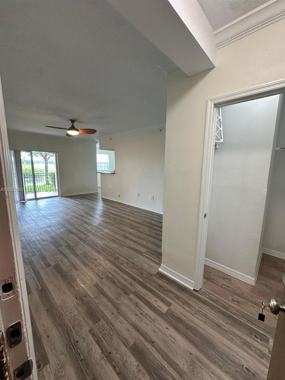 11730 SW 2nd Street 12108, Pembroke Pines, FL 33025