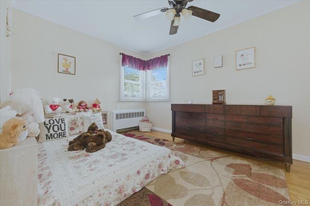 20 Honey Lane, Miller Place, NY 11764