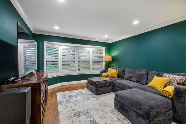 7818 Chattington Drive, Dallas, TX 75248