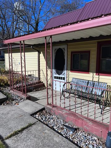 418 Dye Street, Flemingsburg, KY 41041