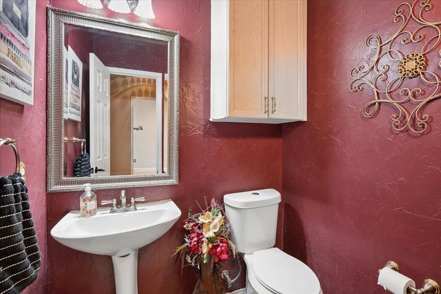 6016 Red Fern Drive, Arlington, TX 76001