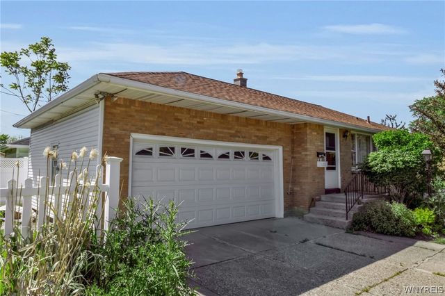 61 Alden Avenue, Buffalo, NY 14216