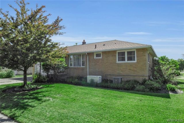 61 Alden Avenue, Buffalo, NY 14216
