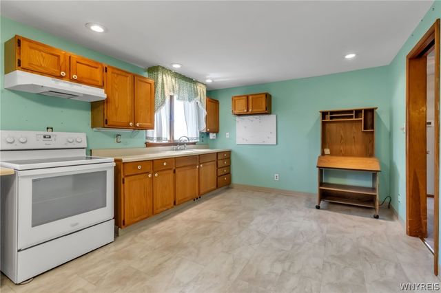 61 Alden Avenue, Buffalo, NY 14216