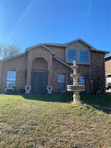710 Cresent Drive, Desoto, TX 75115